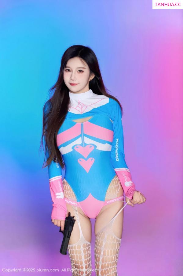   [XiuRen]高清写真图 2025.10.17 No.10886 小肉肉咪 Cosplay装扮第17张图片